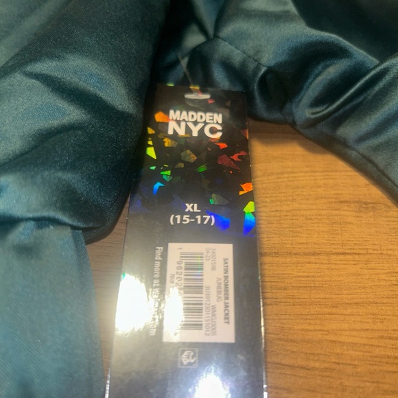 MADDEN NYC SATIN GREEN OUTFIT XL - Picture 8 of 9